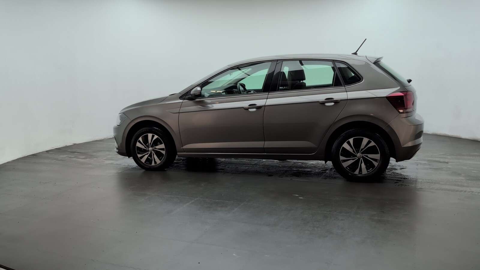 2019 VOLKSWAGEN POLO 2019 VOLKSWAGEN POLO