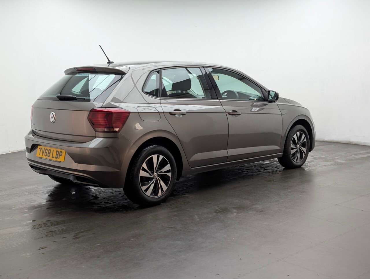 2019 VOLKSWAGEN POLO 2019 VOLKSWAGEN POLO
