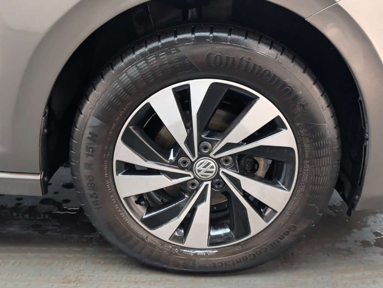 2019 VOLKSWAGEN POLO 2019 VOLKSWAGEN POLO