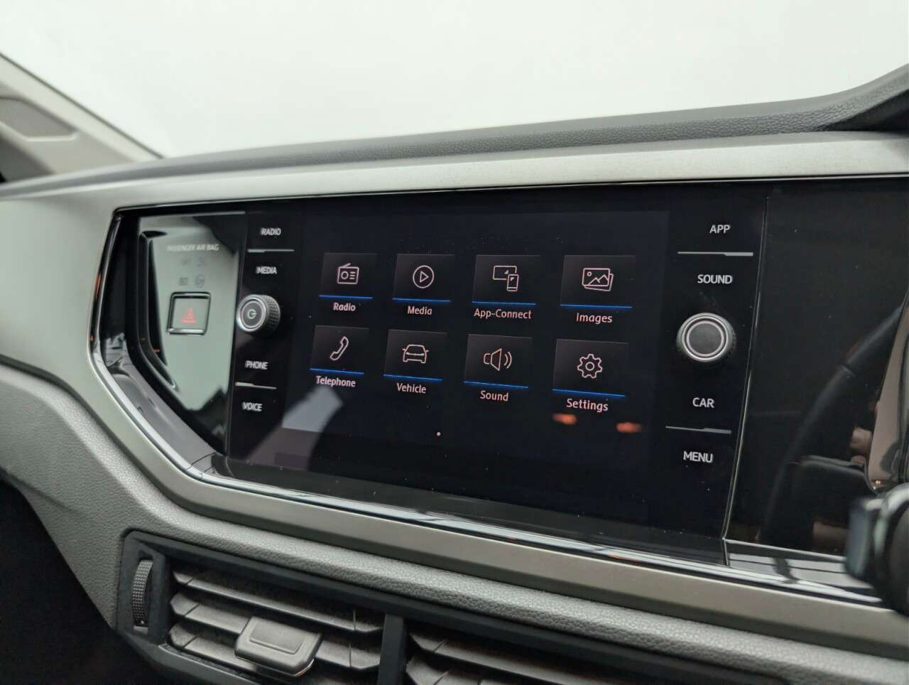 2019 VOLKSWAGEN POLO 2019 VOLKSWAGEN POLO