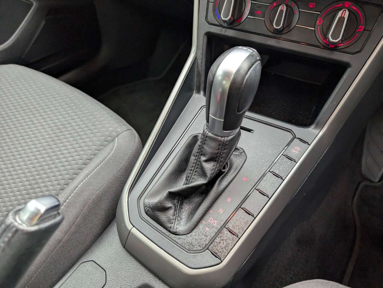 2019 VOLKSWAGEN POLO 2019 VOLKSWAGEN POLO