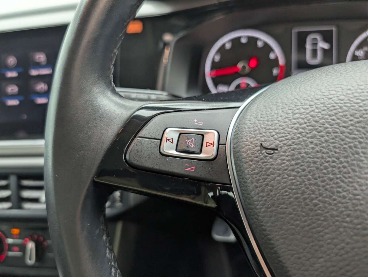 2019 VOLKSWAGEN POLO 2019 VOLKSWAGEN POLO