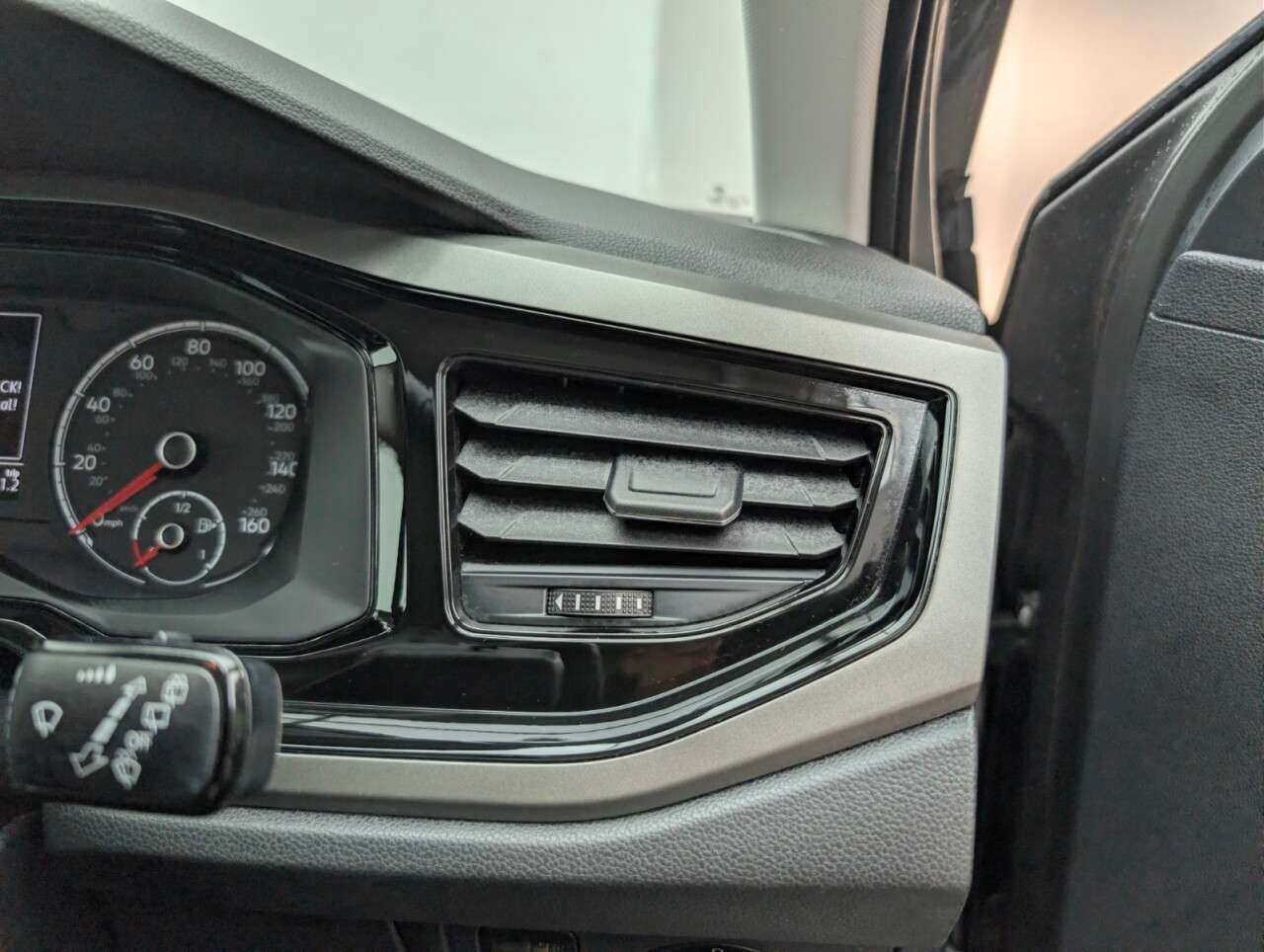 2019 VOLKSWAGEN POLO 2019 VOLKSWAGEN POLO
