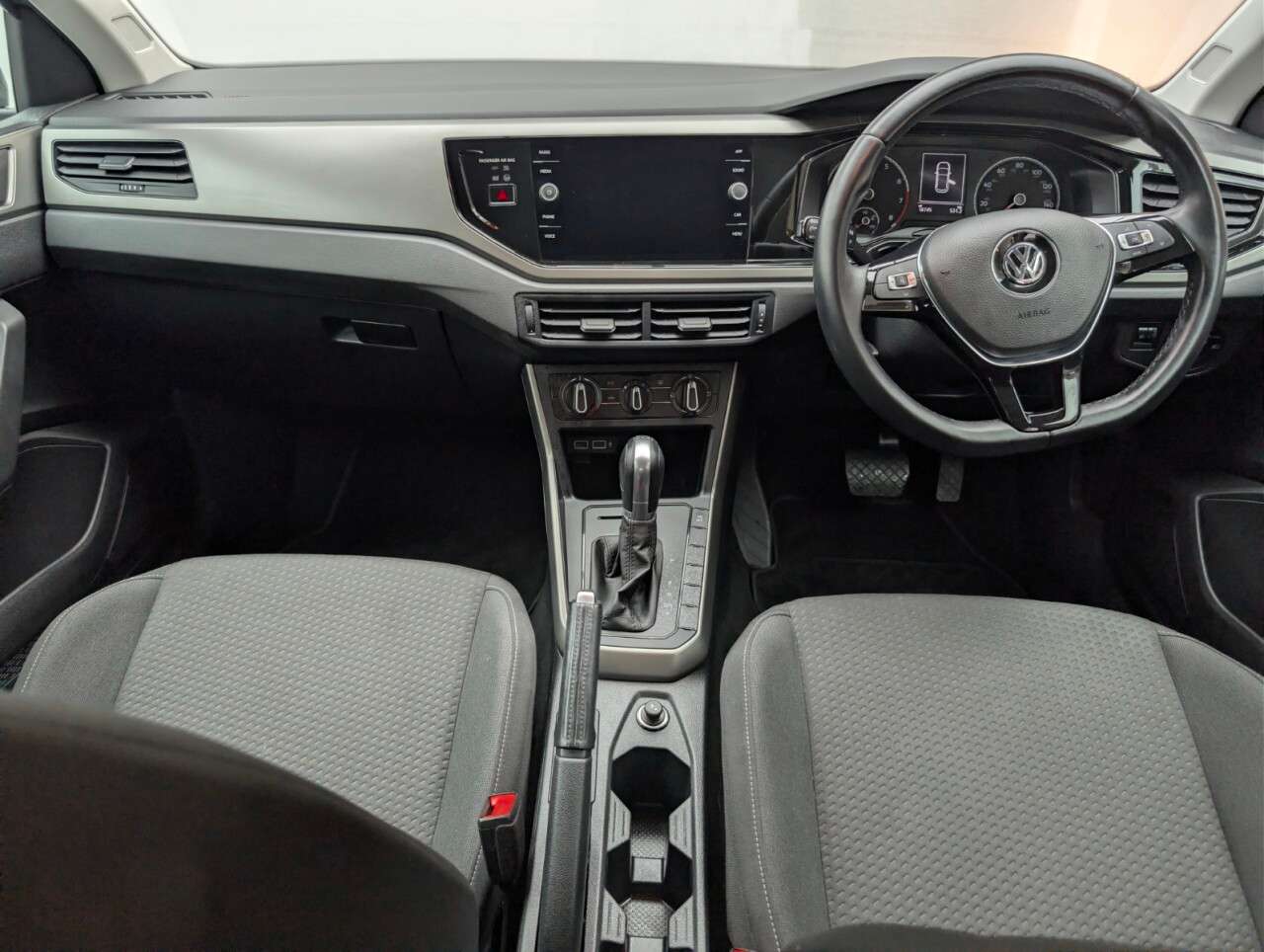 2019 VOLKSWAGEN POLO 2019 VOLKSWAGEN POLO