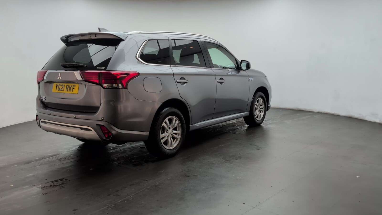 2021 MITSUBISHI OUTLANDER 2021 MITSUBISHI OUTLANDER