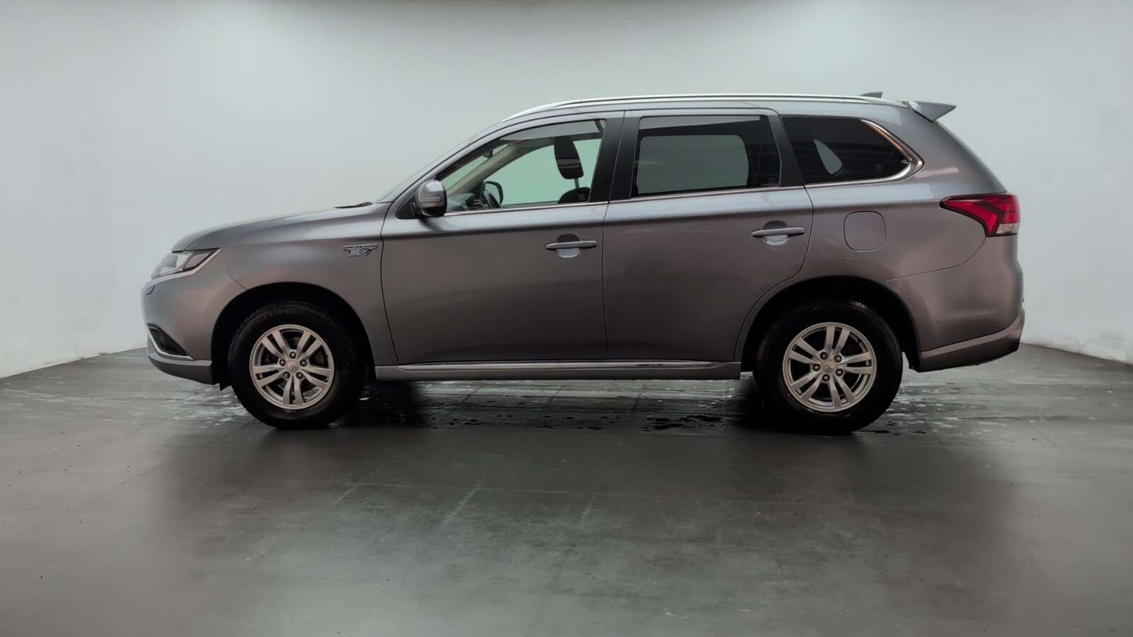 2021 MITSUBISHI OUTLANDER 2021 MITSUBISHI OUTLANDER