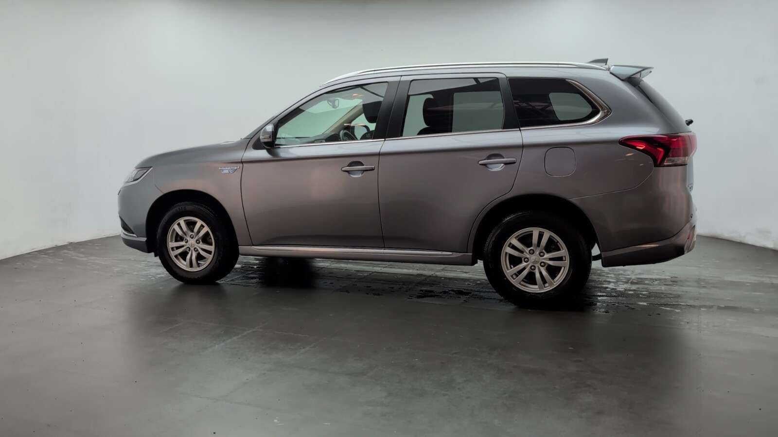 2021 MITSUBISHI OUTLANDER 2021 MITSUBISHI OUTLANDER