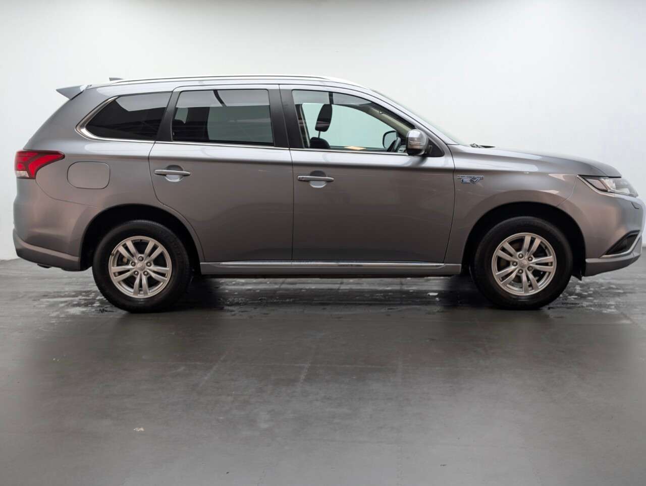 2021 MITSUBISHI OUTLANDER 2021 MITSUBISHI OUTLANDER