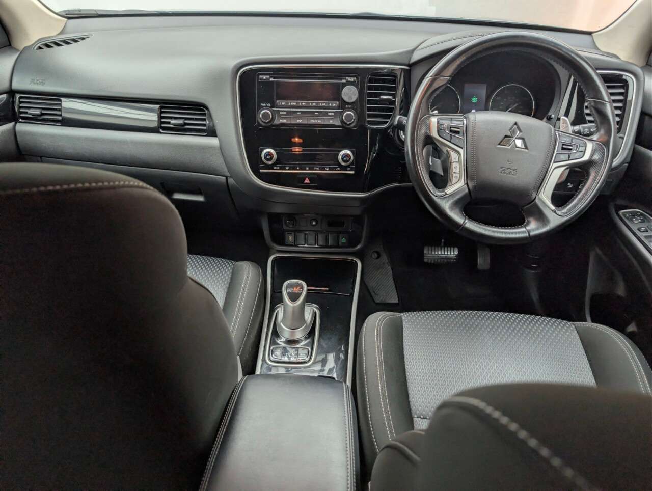 2021 MITSUBISHI OUTLANDER 2021 MITSUBISHI OUTLANDER