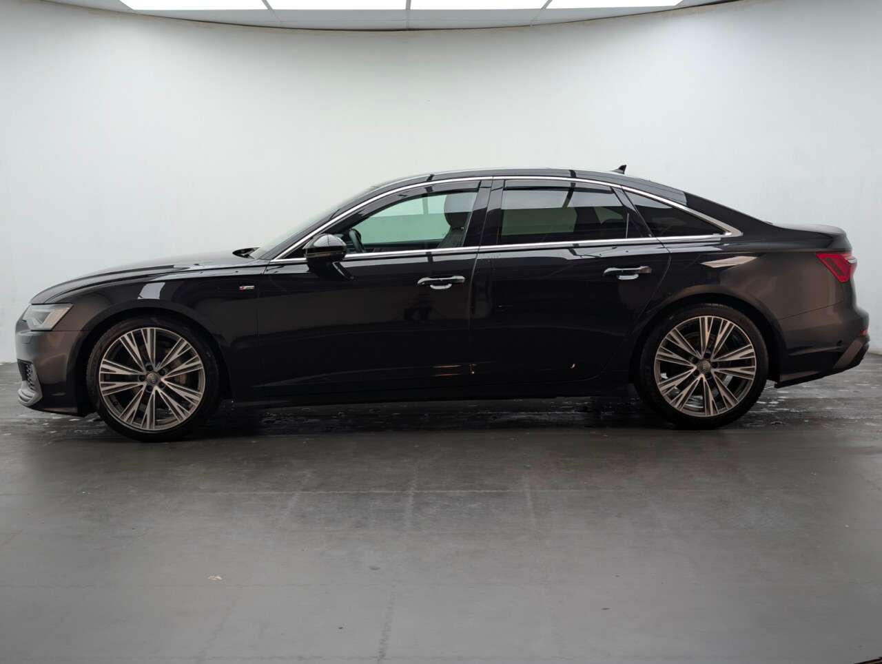 2019 AUDI A6 SALOON 2019 AUDI A6 SALOON