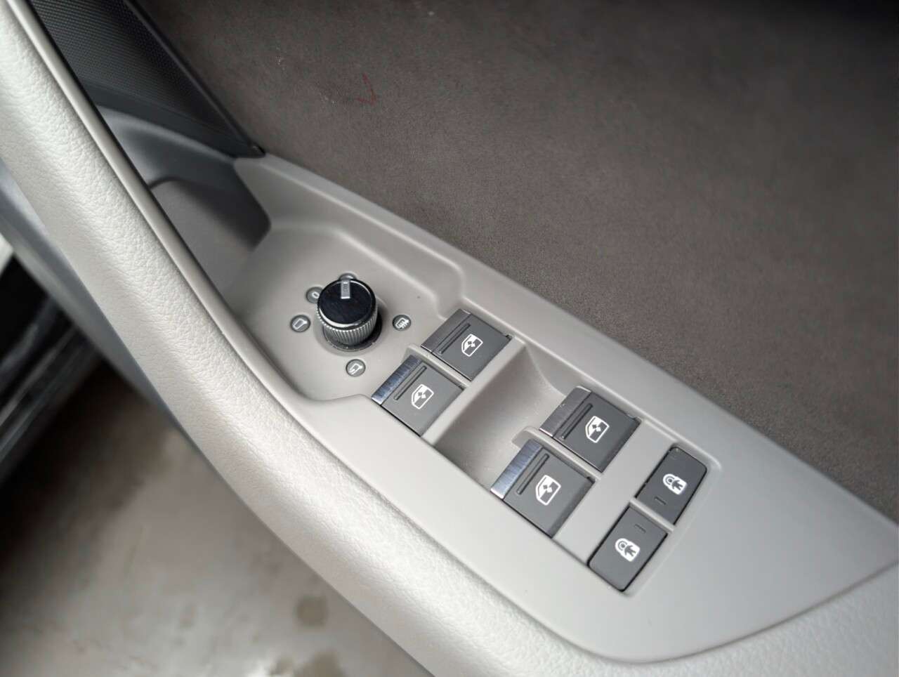 2019 AUDI A6 SALOON 2019 AUDI A6 SALOON