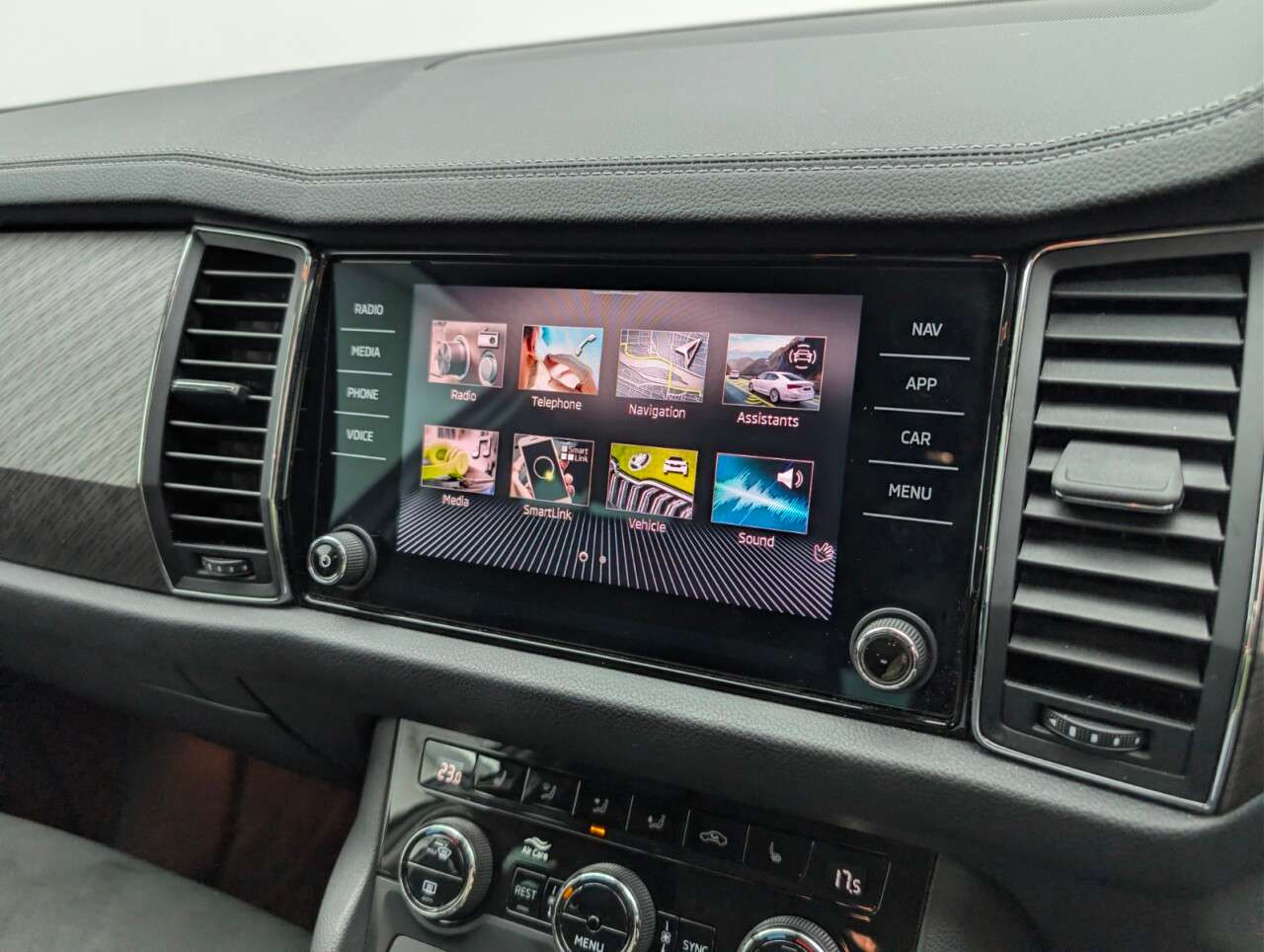 2022 SKODA KODIAQ 2022 SKODA KODIAQ