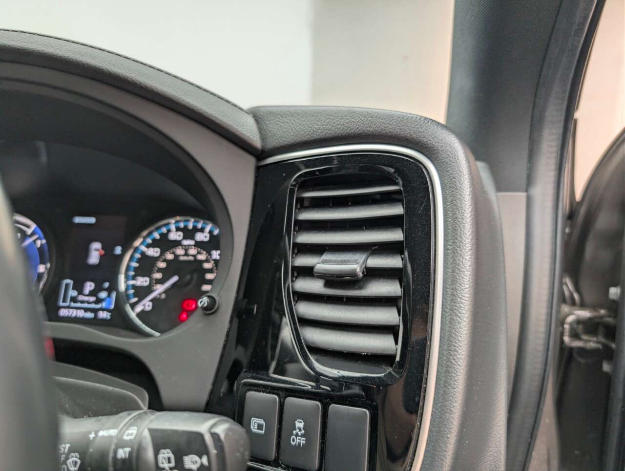 2020 MITSUBISHI OUTLANDER 2020 MITSUBISHI OUTLANDER