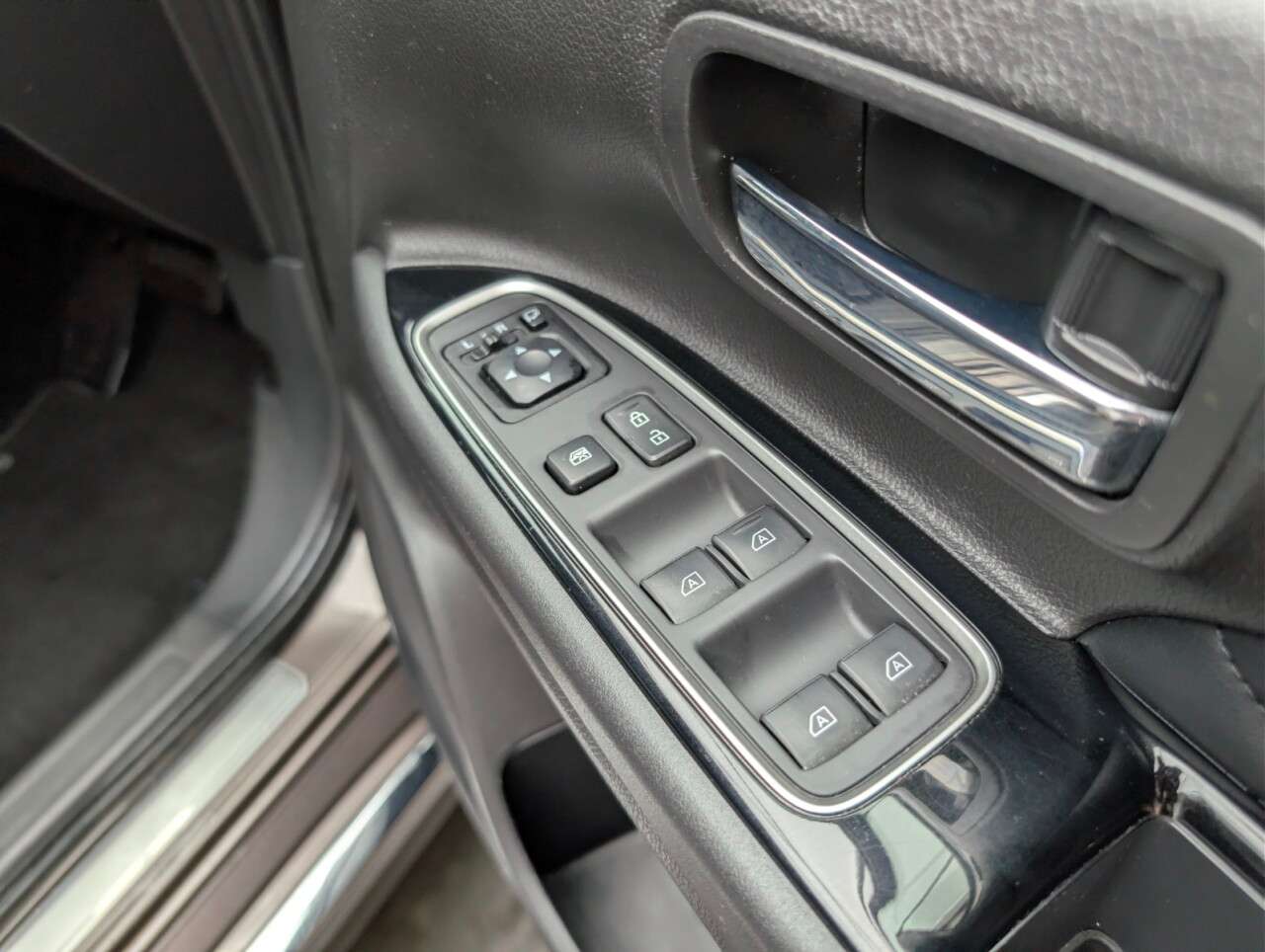 2020 MITSUBISHI OUTLANDER 2020 MITSUBISHI OUTLANDER