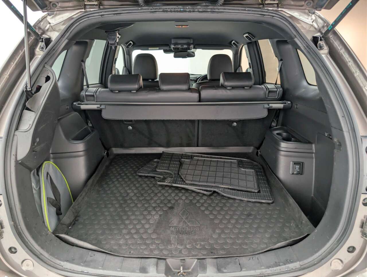 2020 MITSUBISHI OUTLANDER 2020 MITSUBISHI OUTLANDER