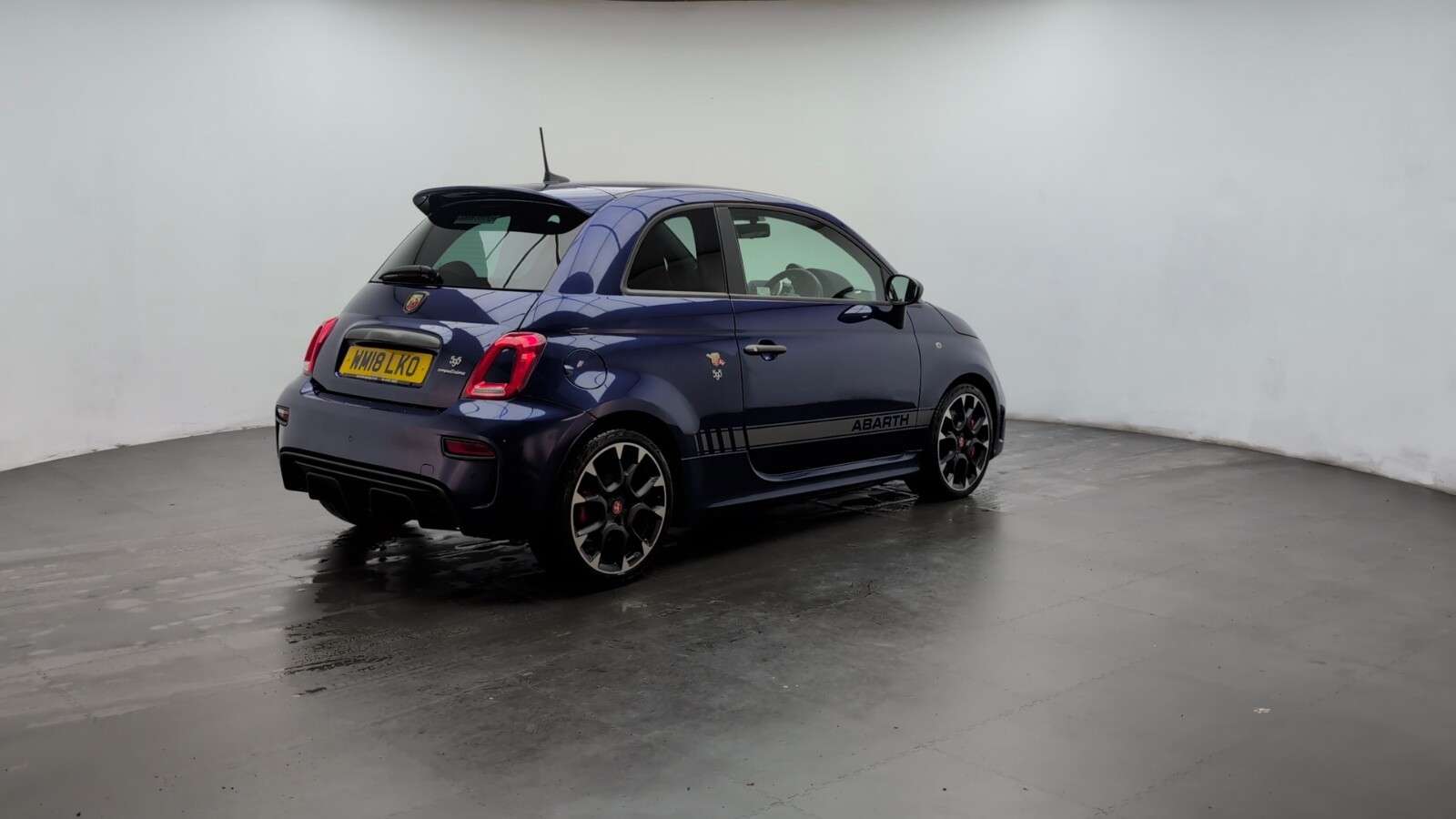 2018 ABARTH 595 2018 ABARTH 595