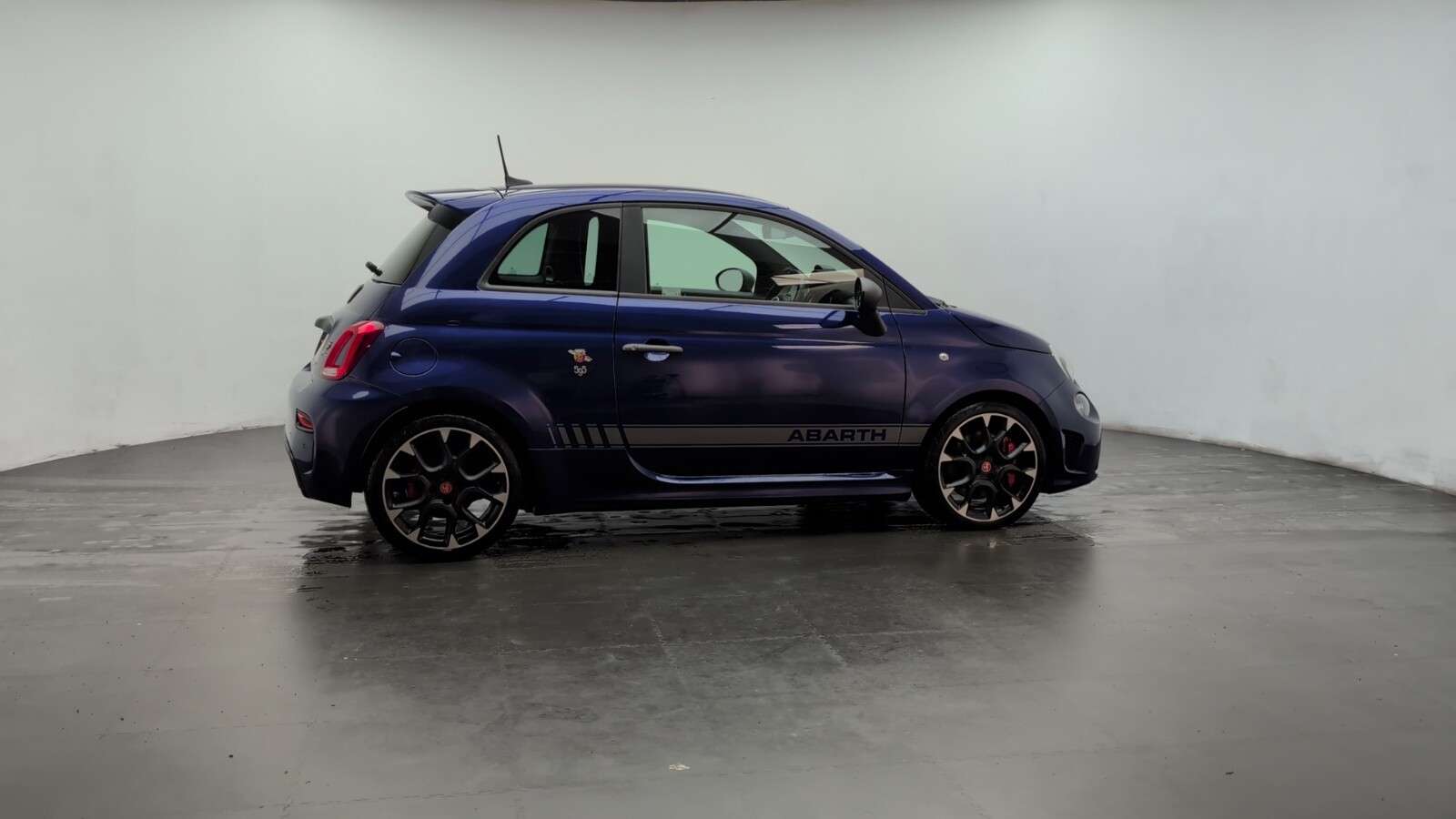 2018 ABARTH 595 2018 ABARTH 595