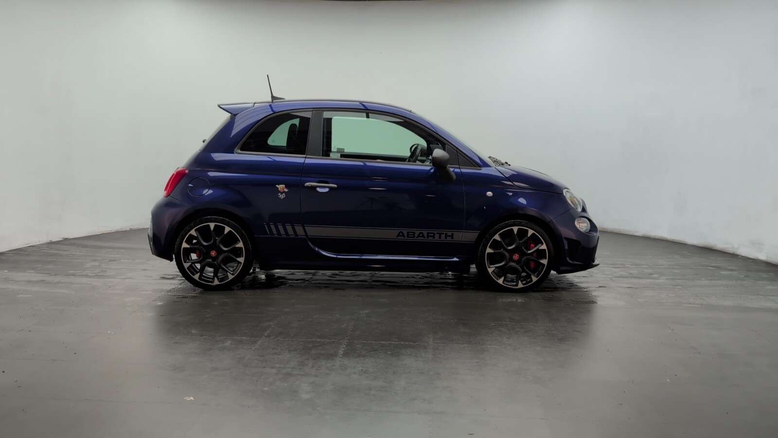 2018 ABARTH 595 2018 ABARTH 595