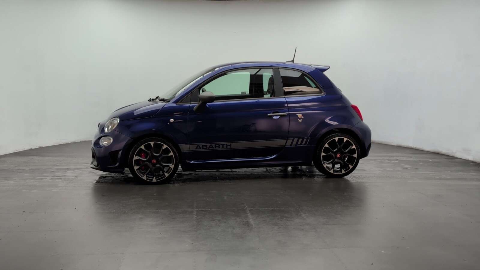 2018 ABARTH 595 2018 ABARTH 595