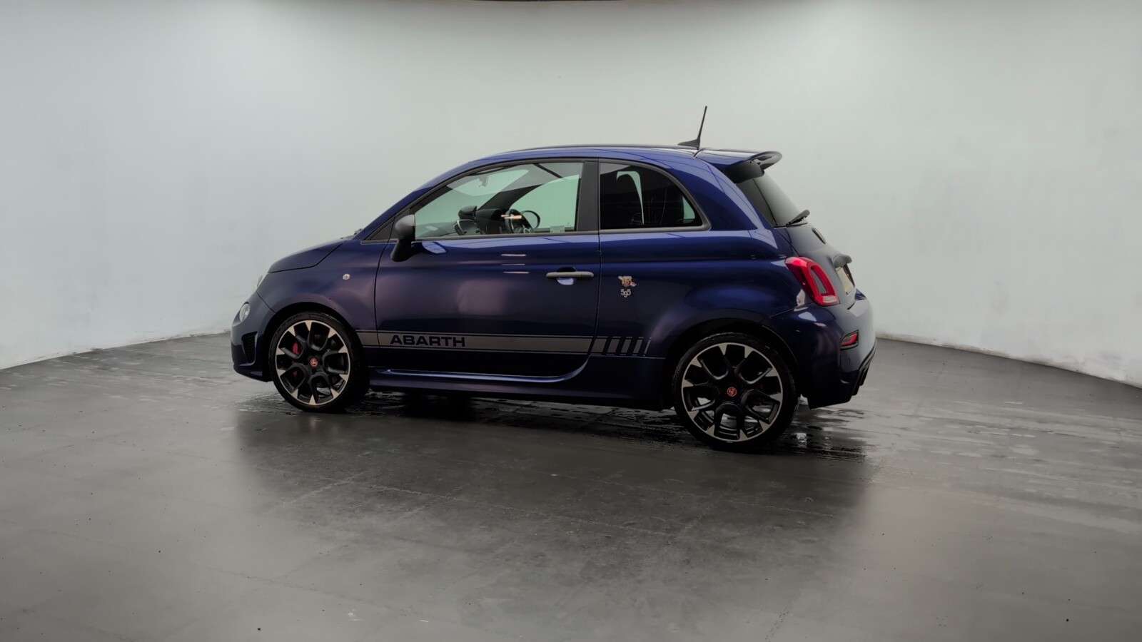 2018 ABARTH 595 2018 ABARTH 595