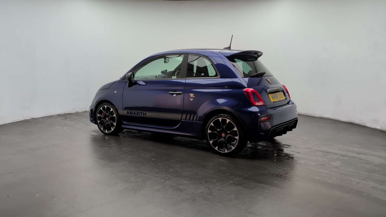 2018 ABARTH 595 2018 ABARTH 595