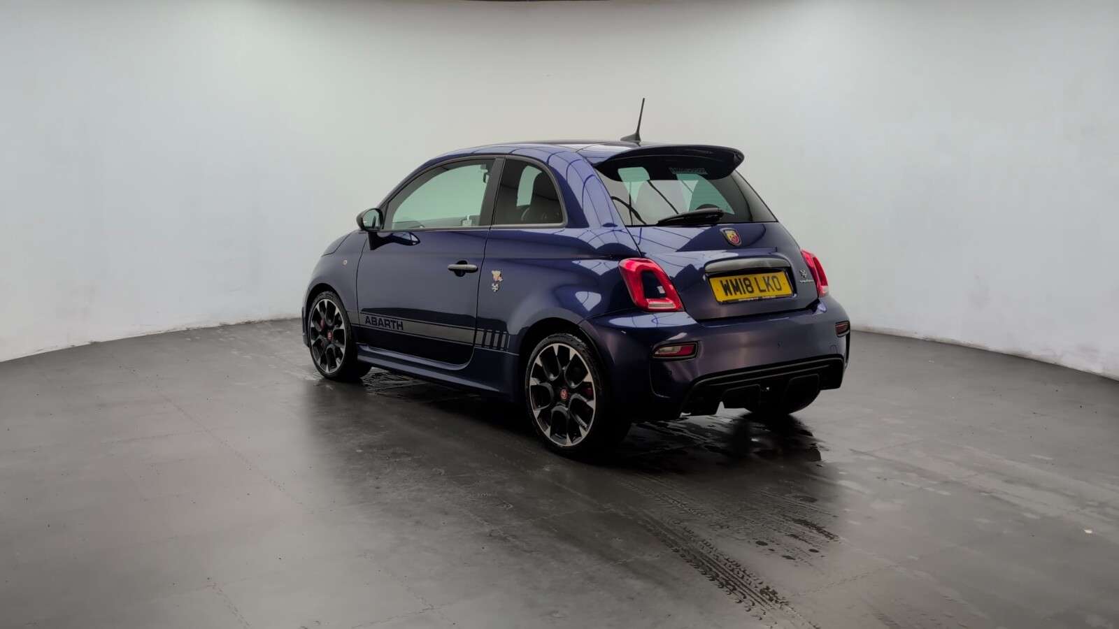 2018 ABARTH 595 2018 ABARTH 595