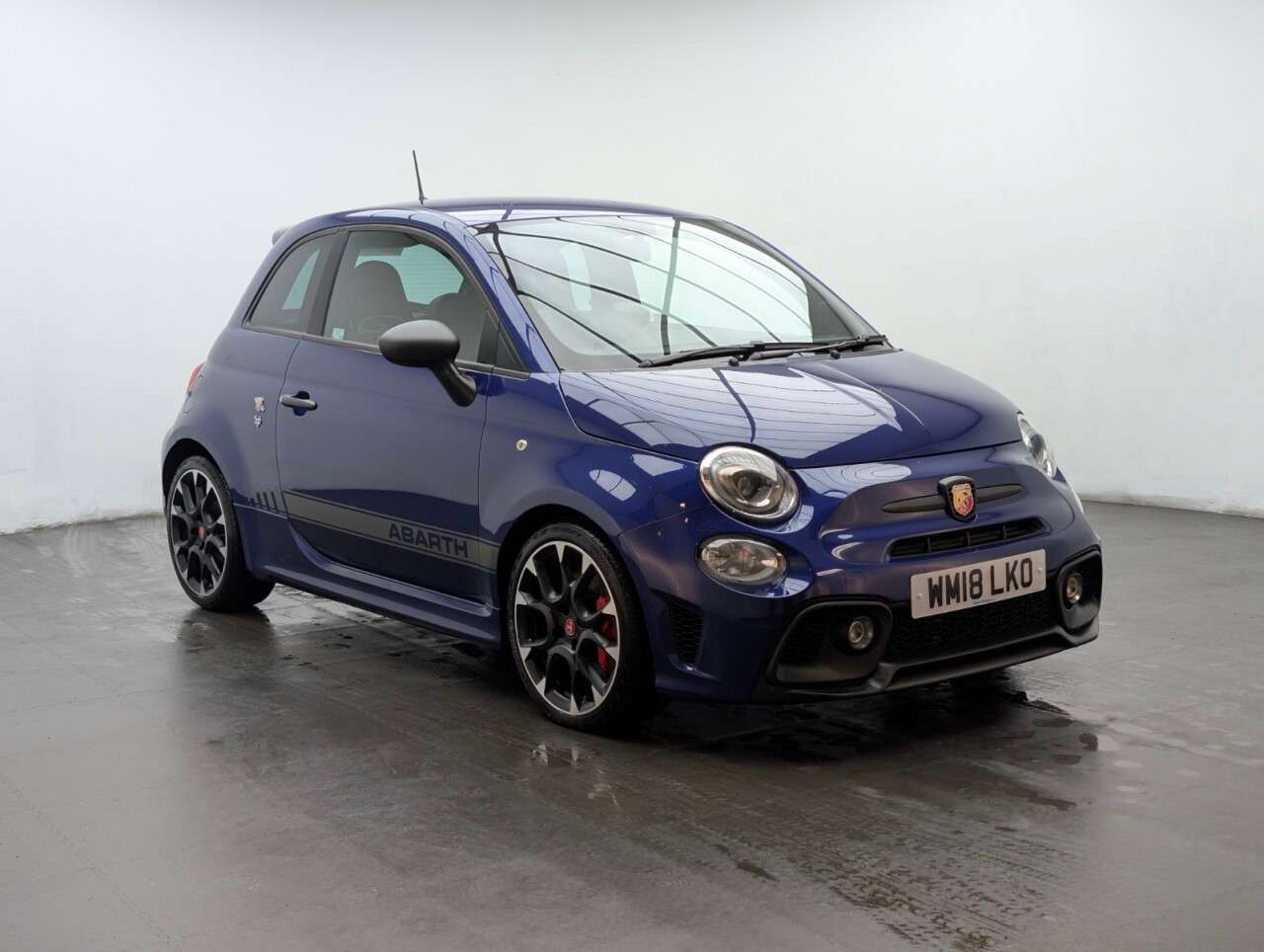 2018 ABARTH 595 2018 ABARTH 595