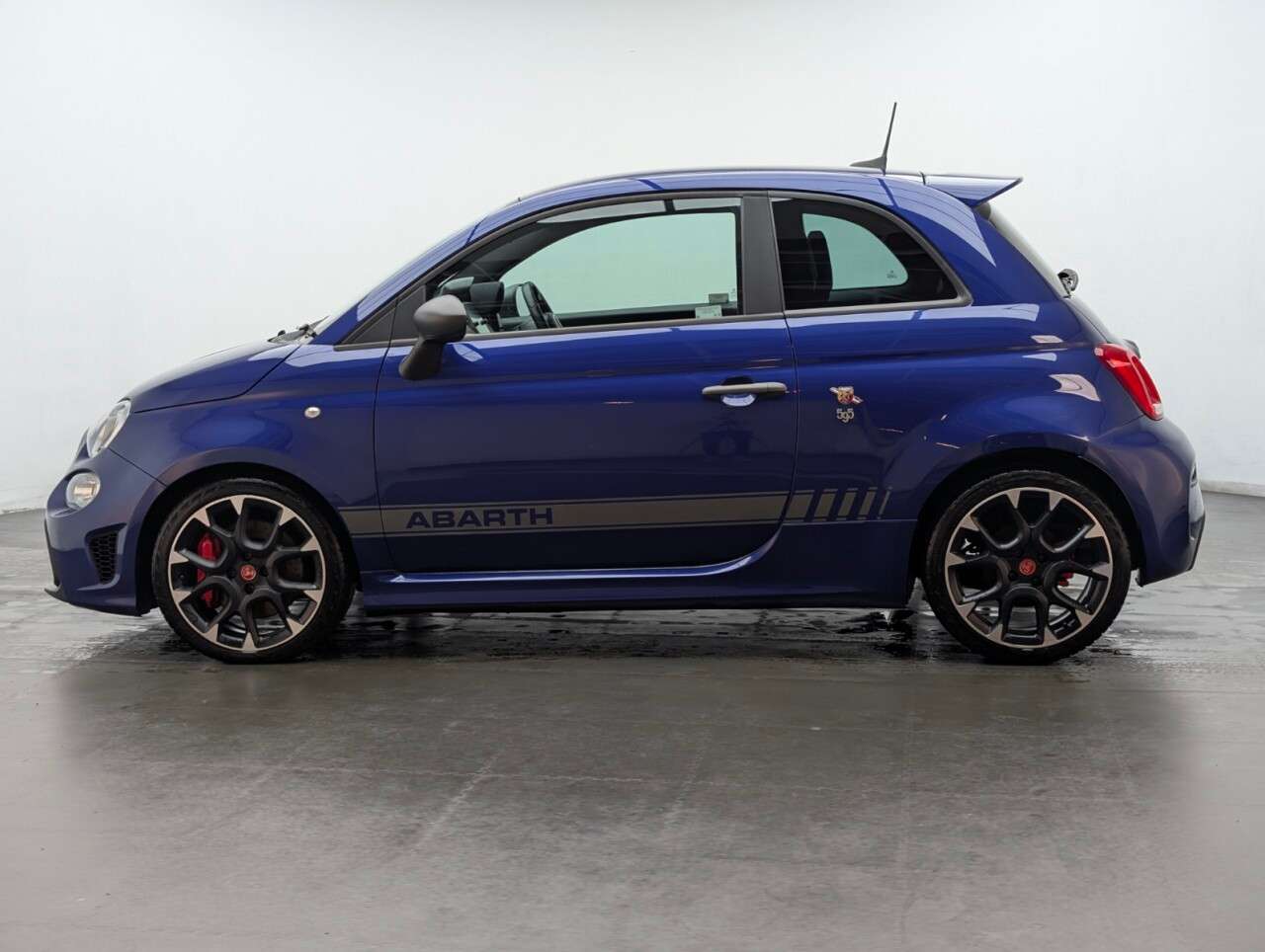 2018 ABARTH 595 2018 ABARTH 595