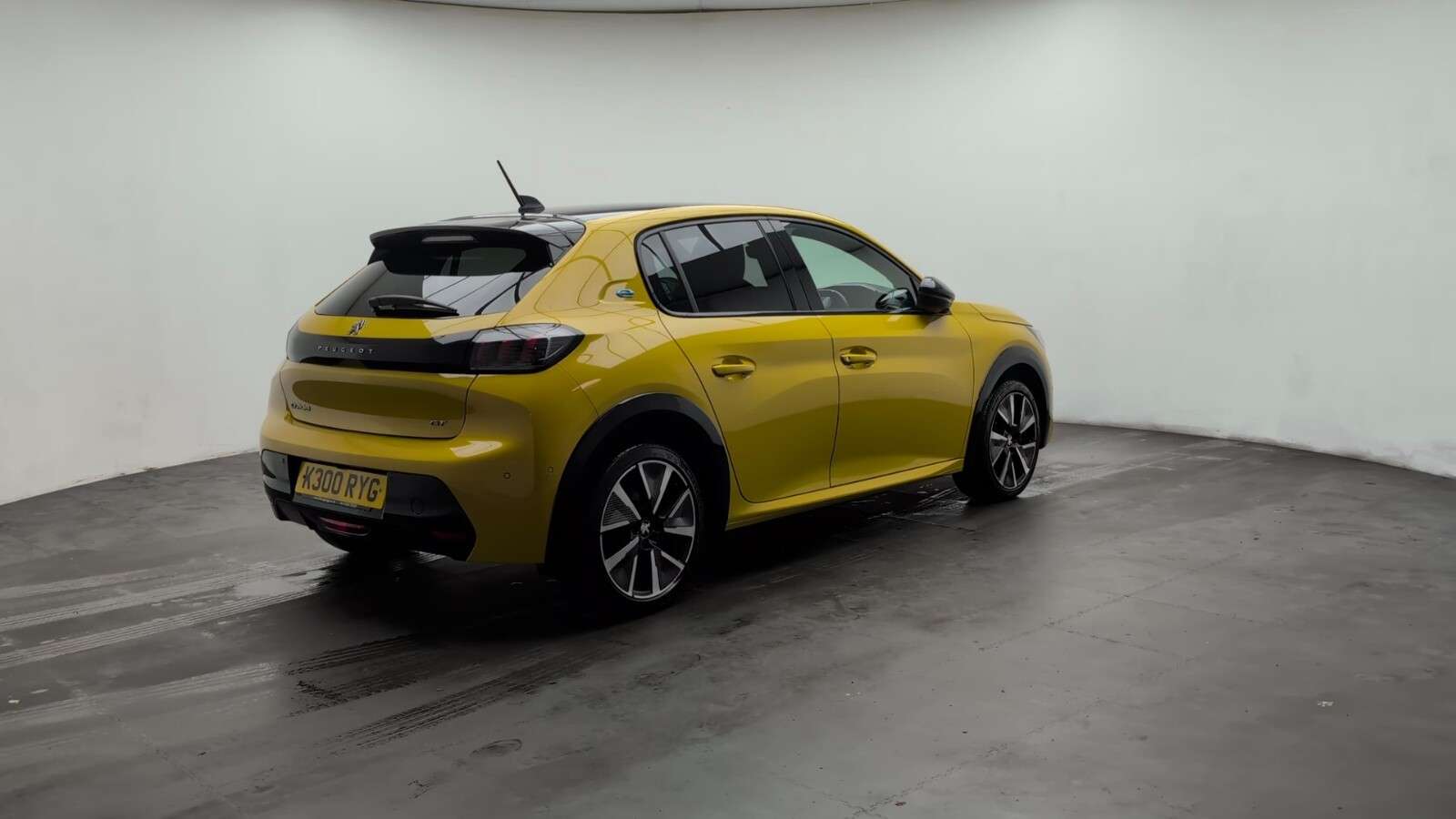 2021 PEUGEOT E-208 2021 PEUGEOT E-208