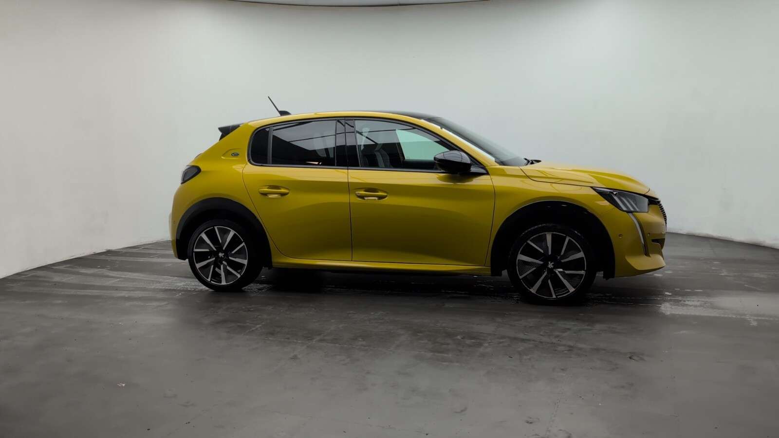 2021 PEUGEOT E-208 2021 PEUGEOT E-208