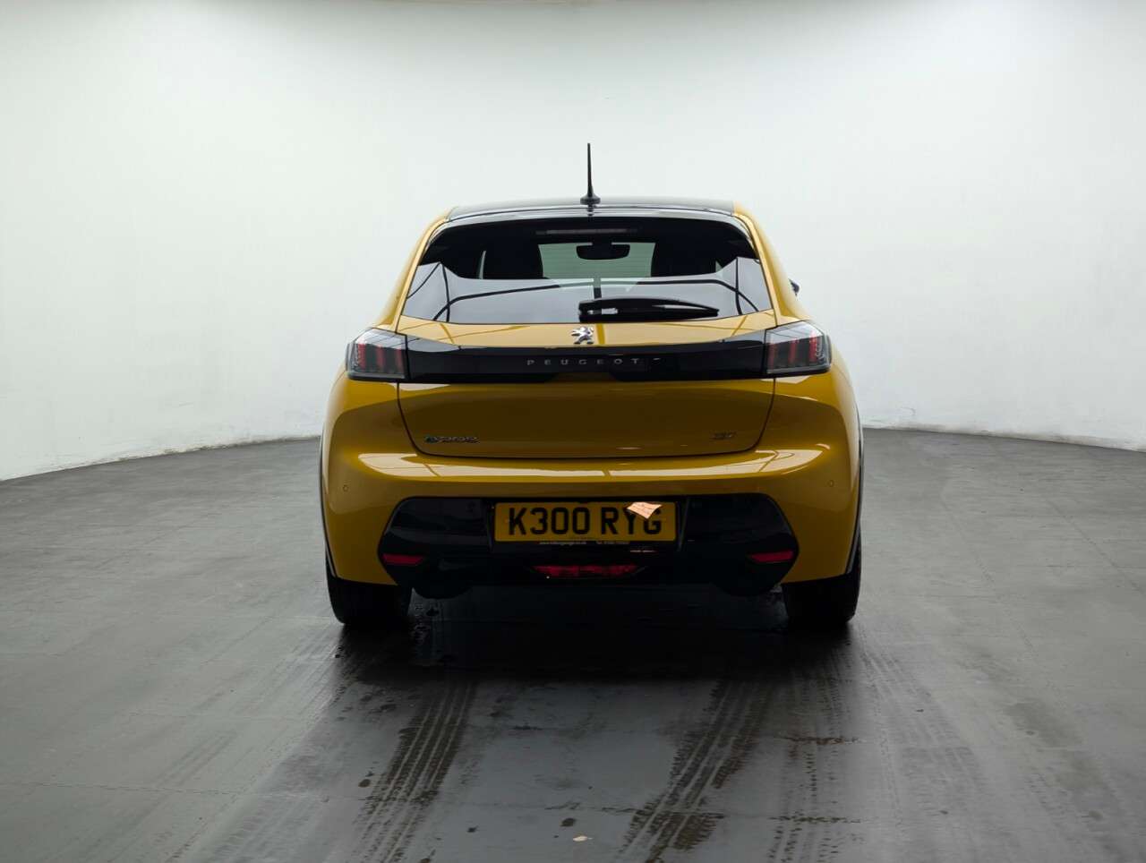 2021 PEUGEOT E-208 2021 PEUGEOT E-208