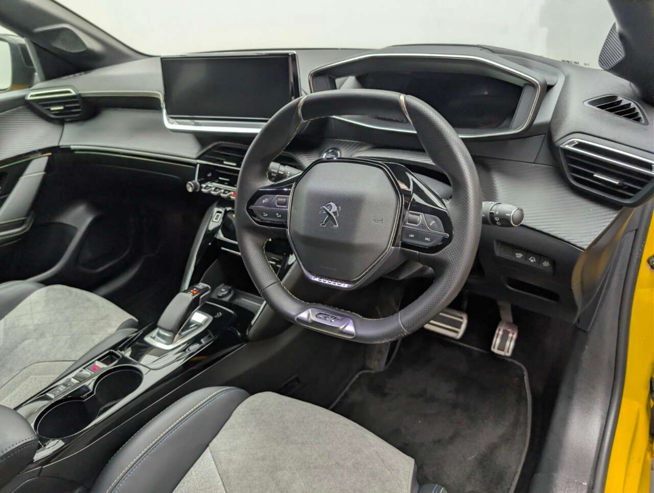 2021 PEUGEOT E-208 2021 PEUGEOT E-208