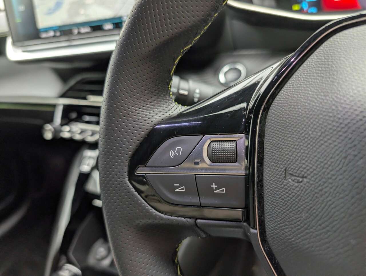 2021 PEUGEOT E-208 2021 PEUGEOT E-208