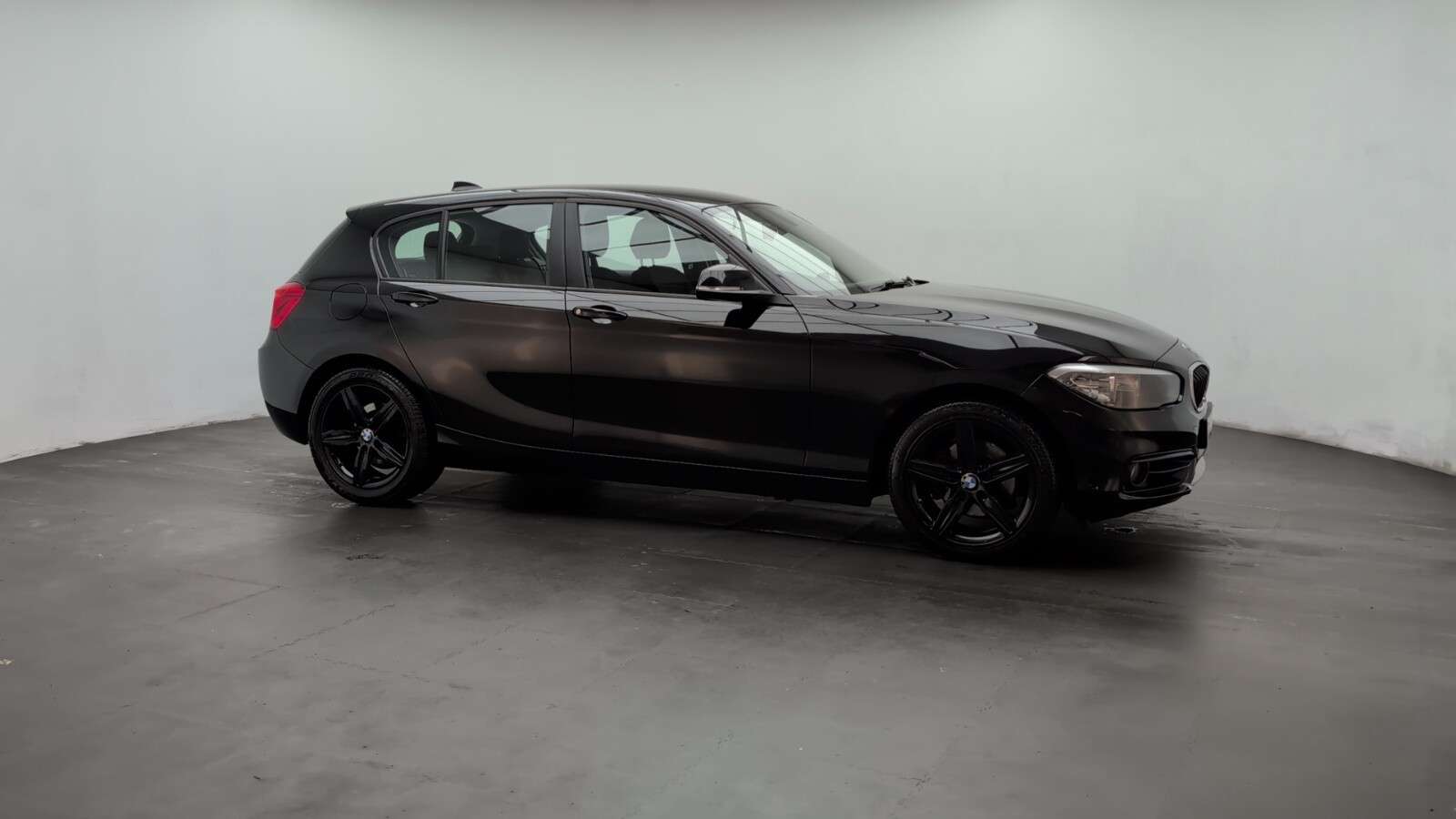2017 BMW 1 SERIES 2017 BMW 1 SERIES