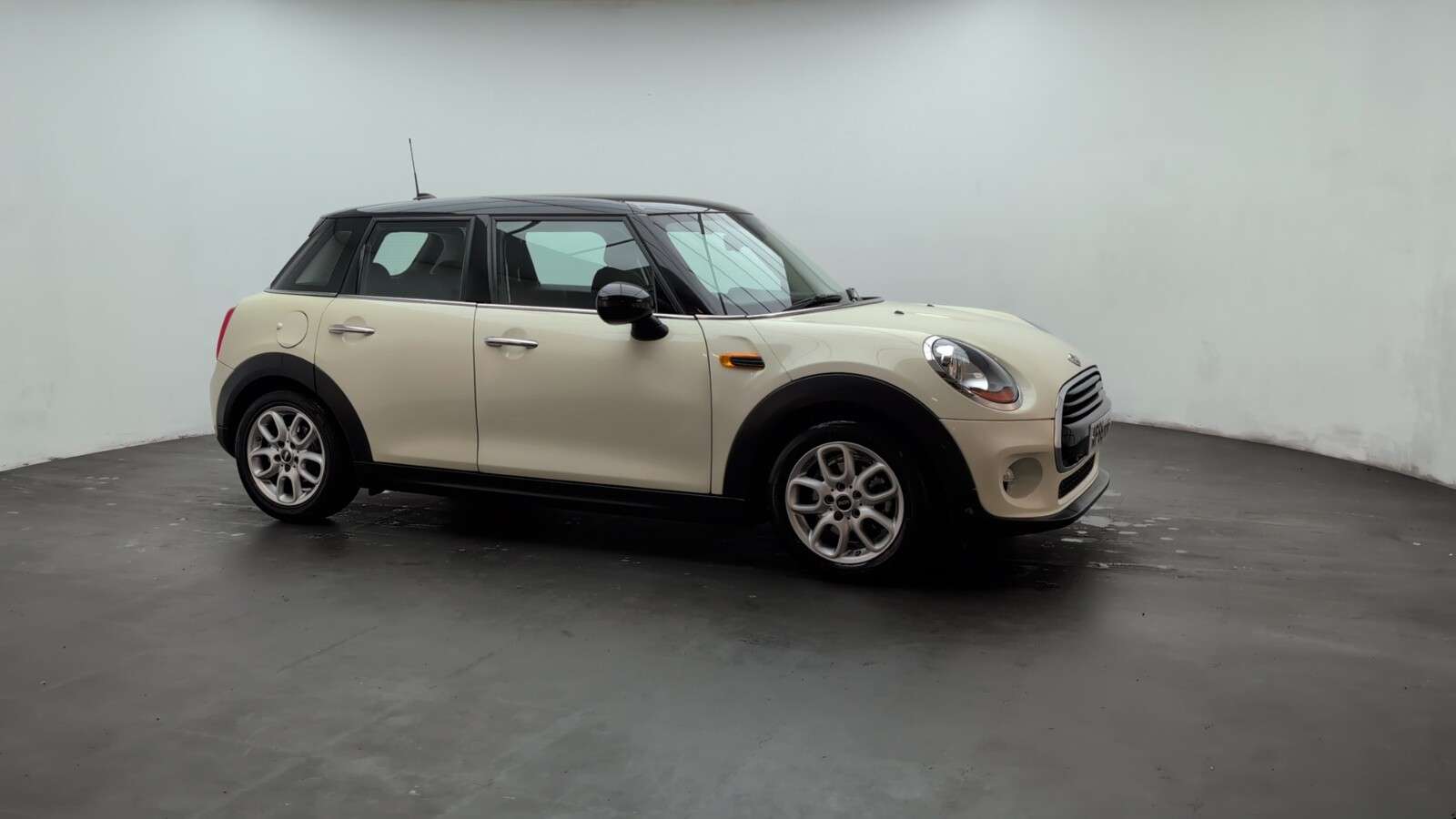2016 MINI HATCH 2016 MINI HATCH