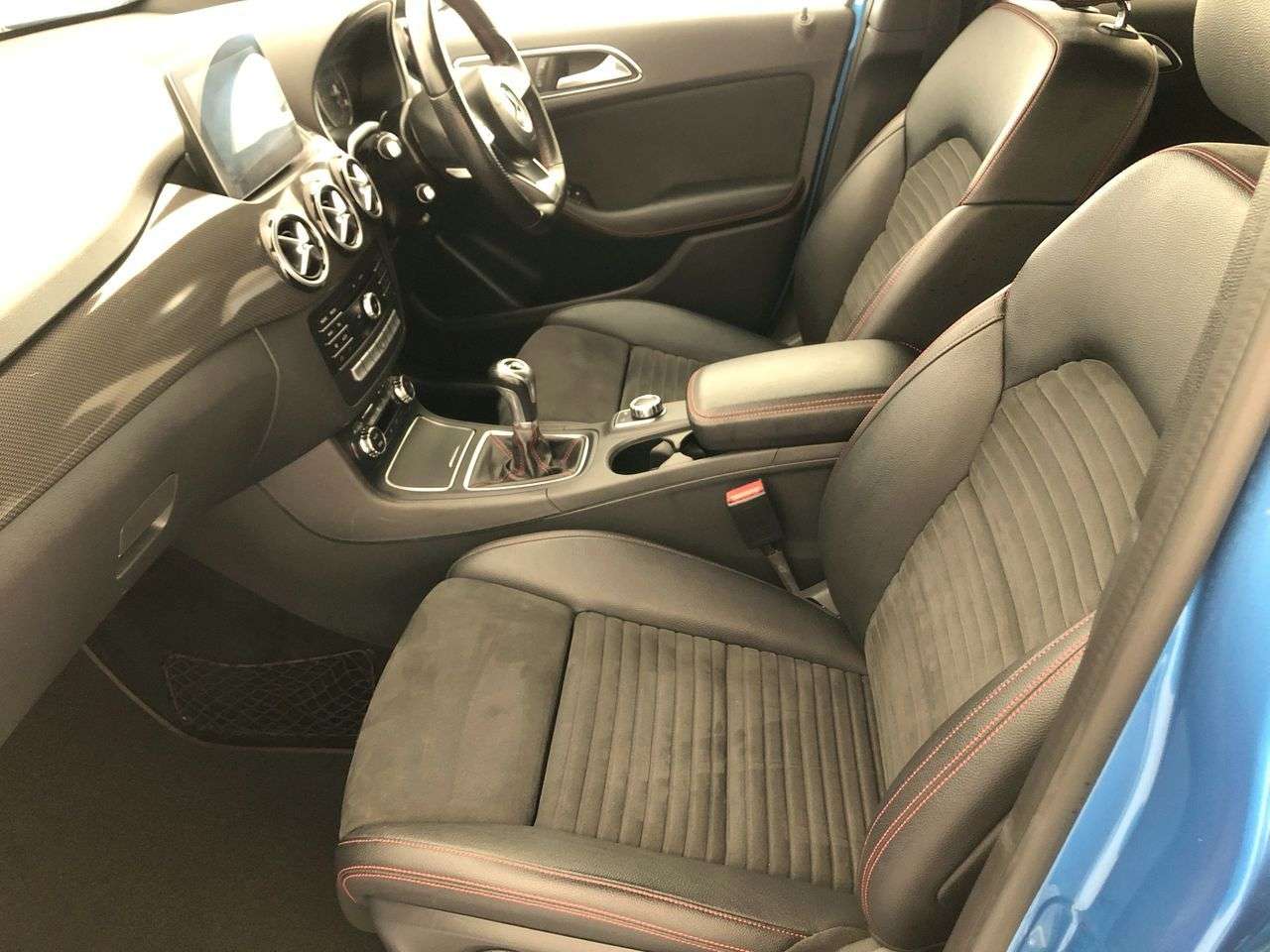 2017 MERCEDES B-CLASS 2017 MERCEDES B-CLASS