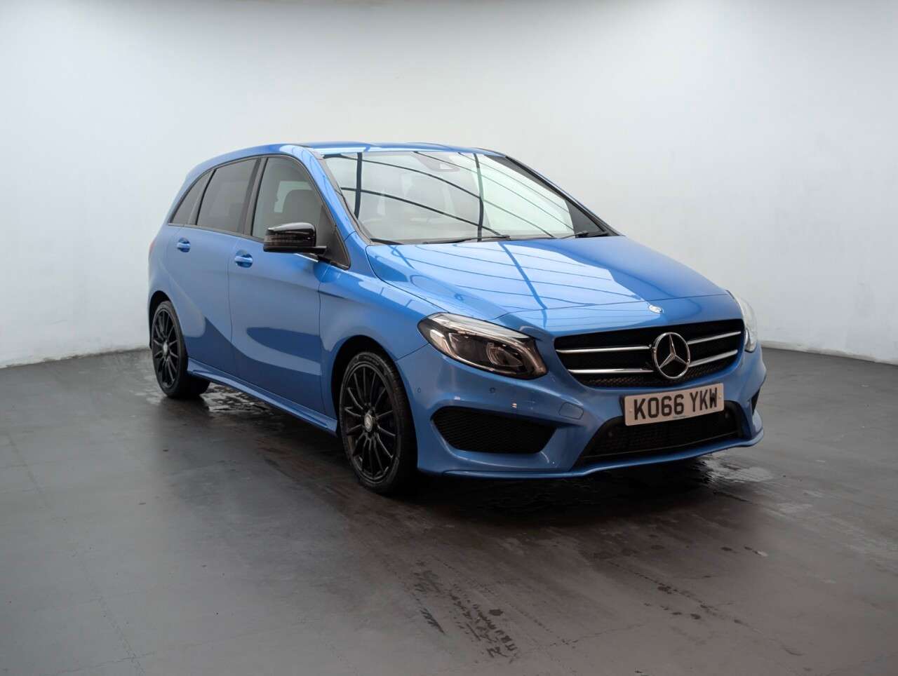 2017 MERCEDES B-CLASS 2017 MERCEDES B-CLASS