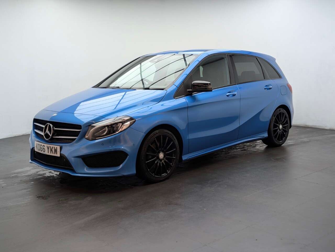 2017 MERCEDES B-CLASS 2017 MERCEDES B-CLASS