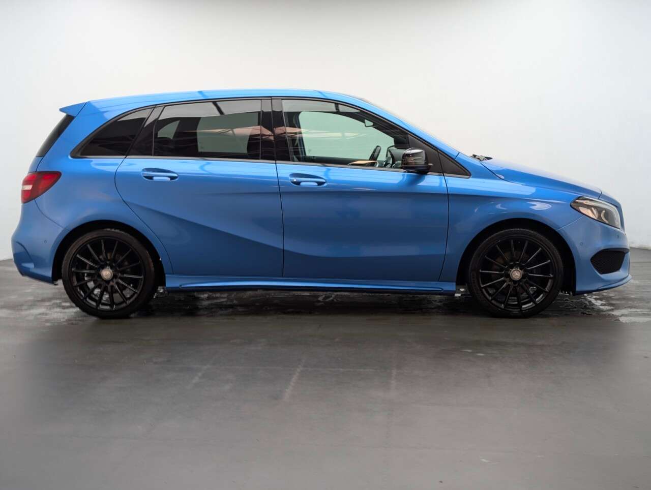 2017 MERCEDES B-CLASS 2017 MERCEDES B-CLASS