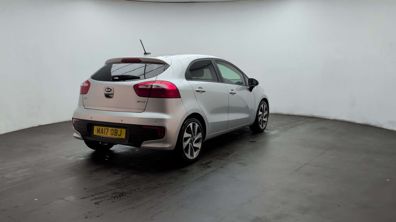 2017 KIA RIO 2017 KIA RIO