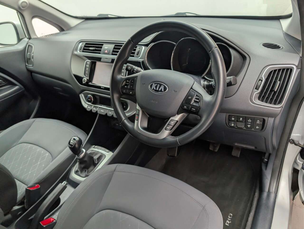 2017 KIA RIO 2017 KIA RIO