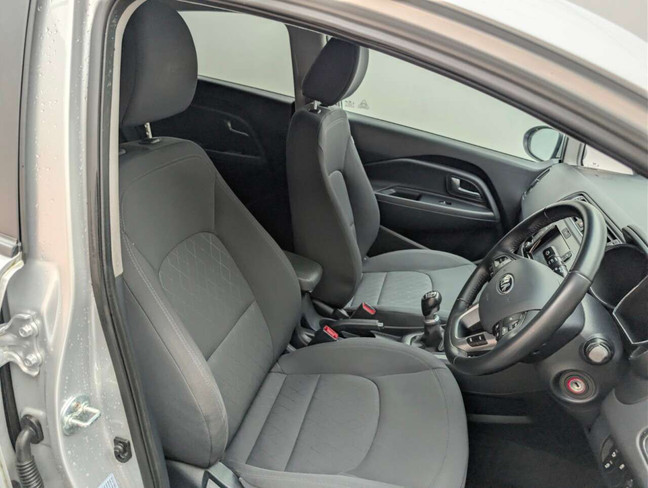 2017 KIA RIO 2017 KIA RIO