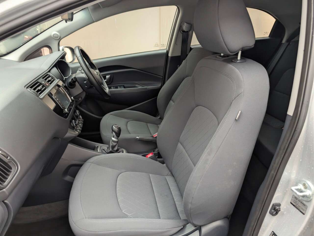 2017 KIA RIO 2017 KIA RIO