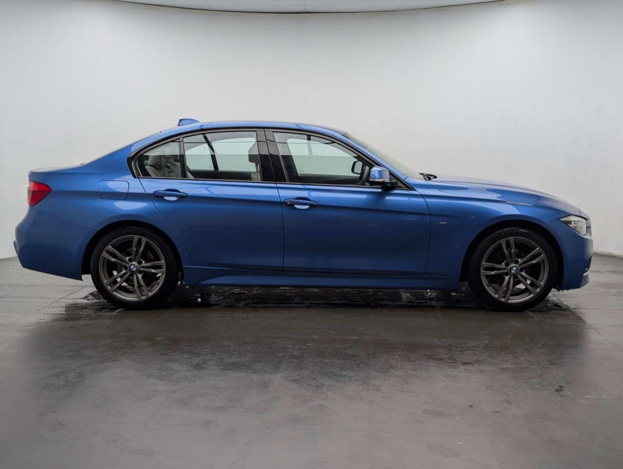 2018 BMW 3 SERIES 2018 BMW 3 SERIES
