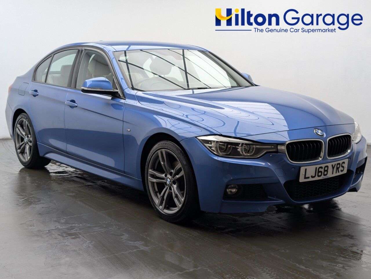 A 2018 BMW 3 SERIES 2.0 320i M Sport Saloon 4dr Petrol Manual Euro 6 (s/s) (184 ps) PARKING CAM A 2018 BMW 3 SERIES 2.0 320i M Sport Saloon 4dr Petrol Manual Euro 6 (s/s) (184 ps) PARKING CAM