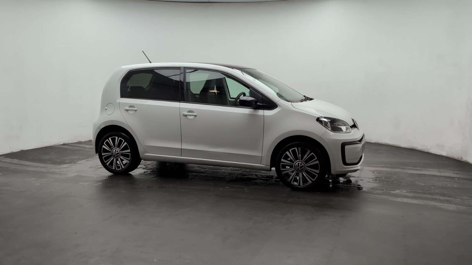 2021 VOLKSWAGEN UP! 2021 VOLKSWAGEN UP!
