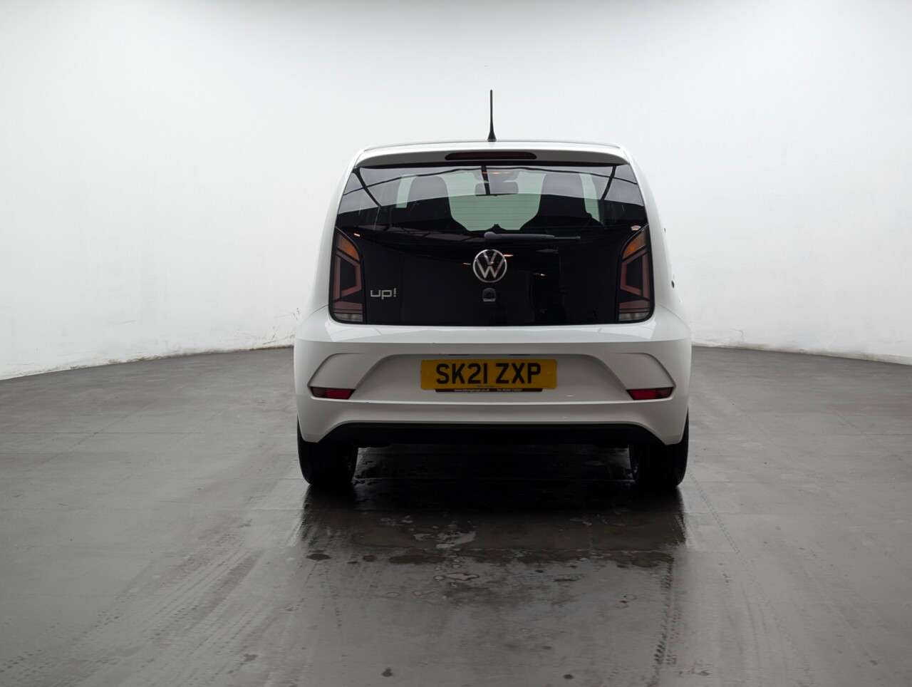 2021 VOLKSWAGEN UP! 2021 VOLKSWAGEN UP!