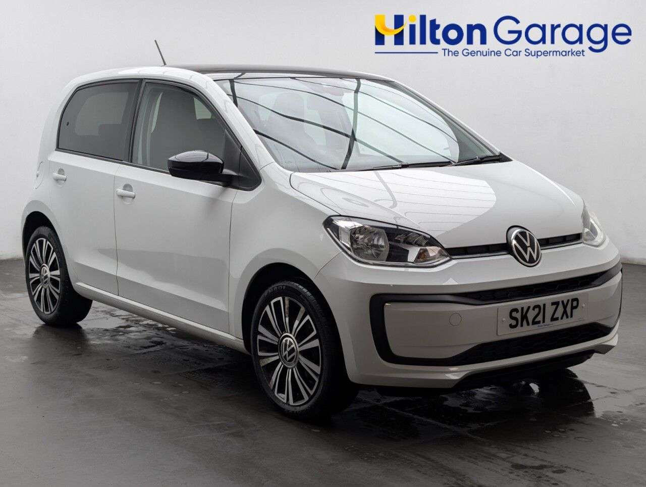 A 2021 VOLKSWAGEN UP! 1.0 Black Edition Hatchback 5dr Petrol Manual Euro 6 (s/s) (65 ps) BLUETOOT A 2021 VOLKSWAGEN UP! 1.0 Black Edition Hatchback 5dr Petrol Manual Euro 6 (s/s) (65 ps) BLUETOOT