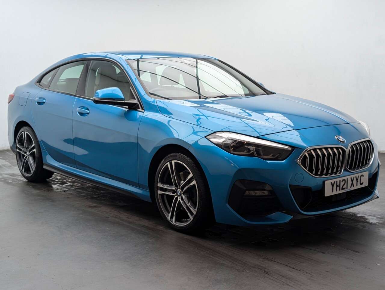 A 2021 BMW 2 SERIES GRAN COUPE 1.5 218i M Sport Saloon 4dr Petrol DCT Euro 6 (s/s) (136 ps) HEATED FRONT S A 2021 BMW 2 SERIES GRAN COUPE 1.5 218i M Sport Saloon 4dr Petrol DCT Euro 6 (s/s) (136 ps) HEATED FRONT S