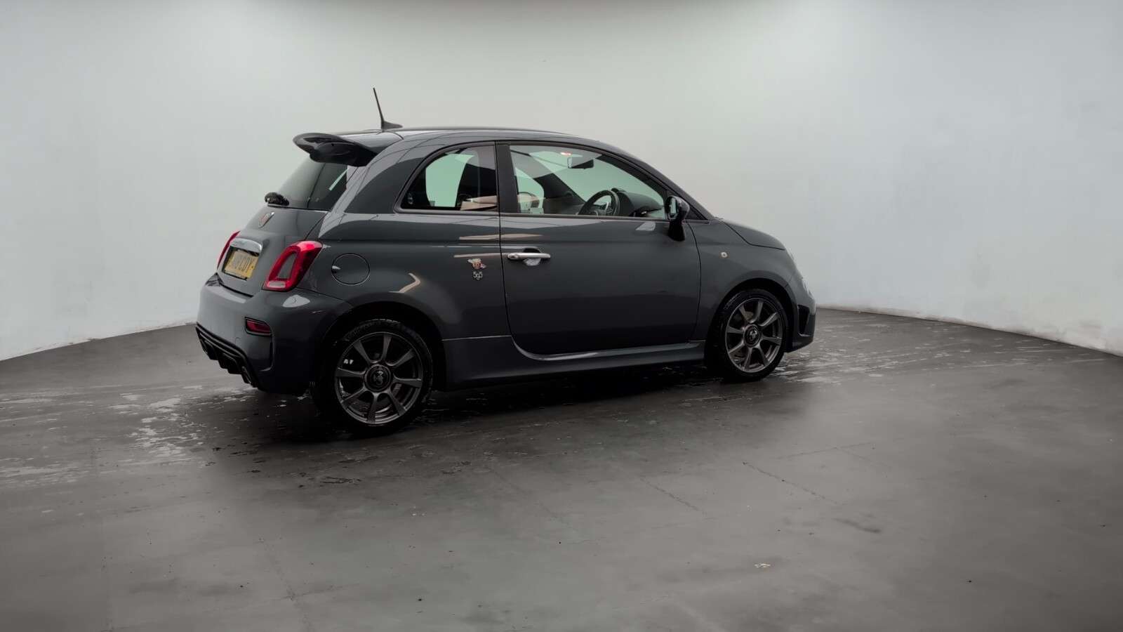 2018 ABARTH 595 2018 ABARTH 595